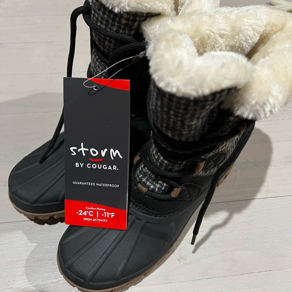 Camp snow boot